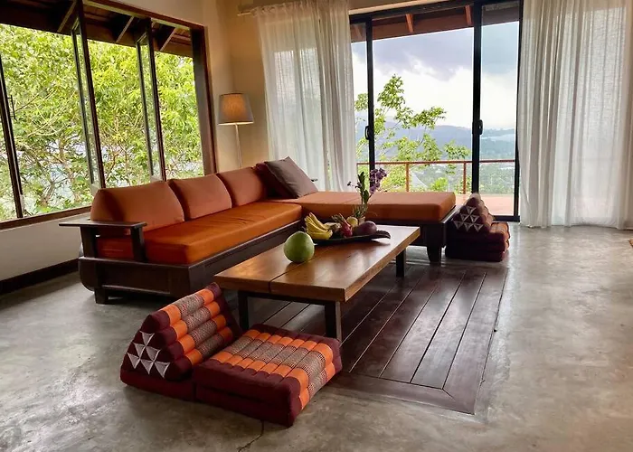 Hill Top Retreat By Sea Dance Resort